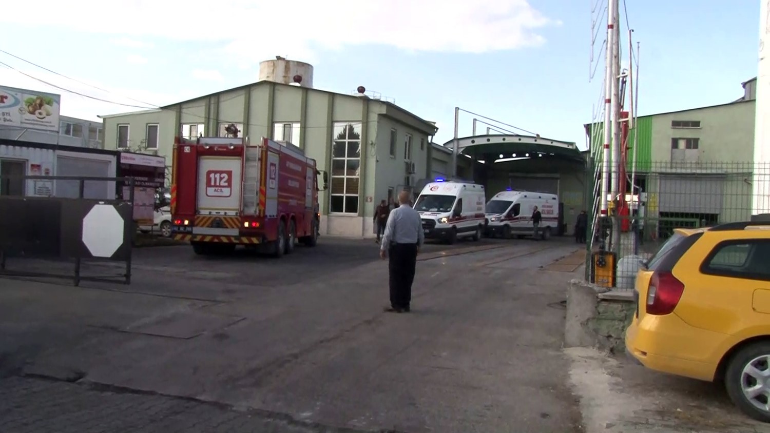 Afyonkarahisar OSB&rsquo;de yağ fabrikasında patlama: 2 iş&ccedil;i yaralandı
