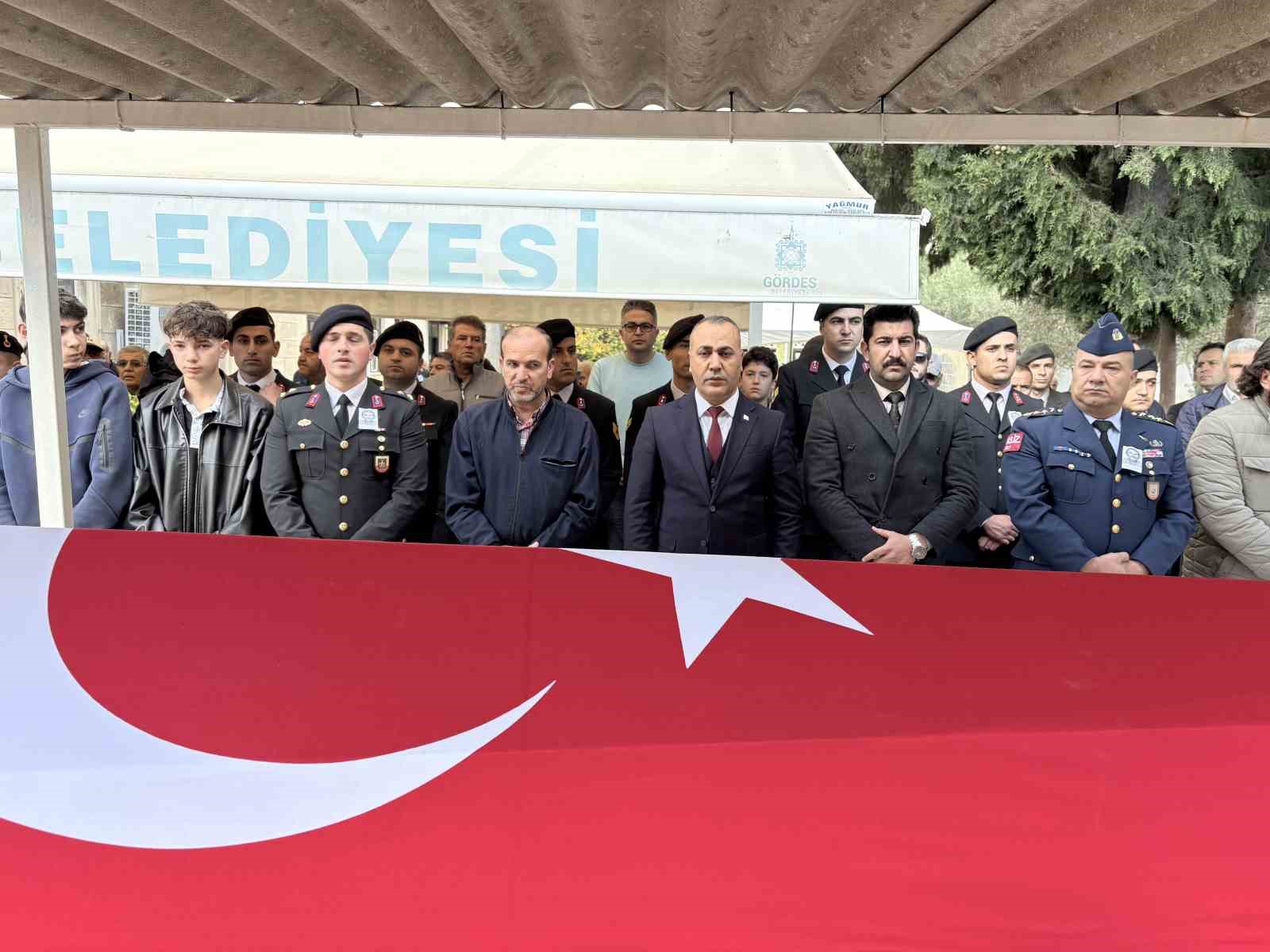 Kıbrıs Gazisi son yolculuğuna uğurlandı