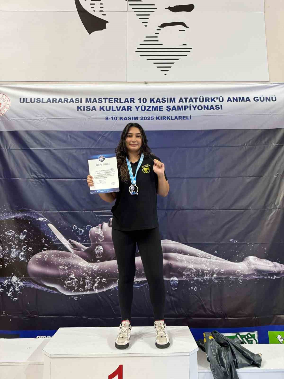 Sudenas &Ccedil;akmak, 3 kez T&uuml;rkiye rekoru kırdı
