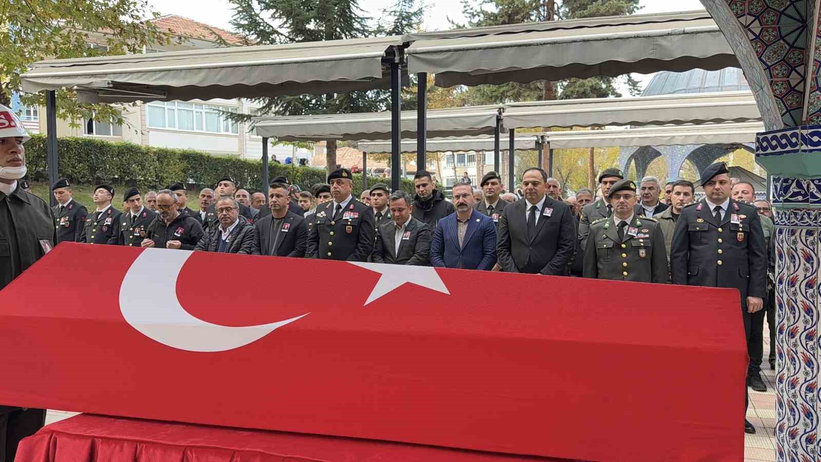 Kıbrıs Gazisi memleketinde son yolculuğuna uğurlandı