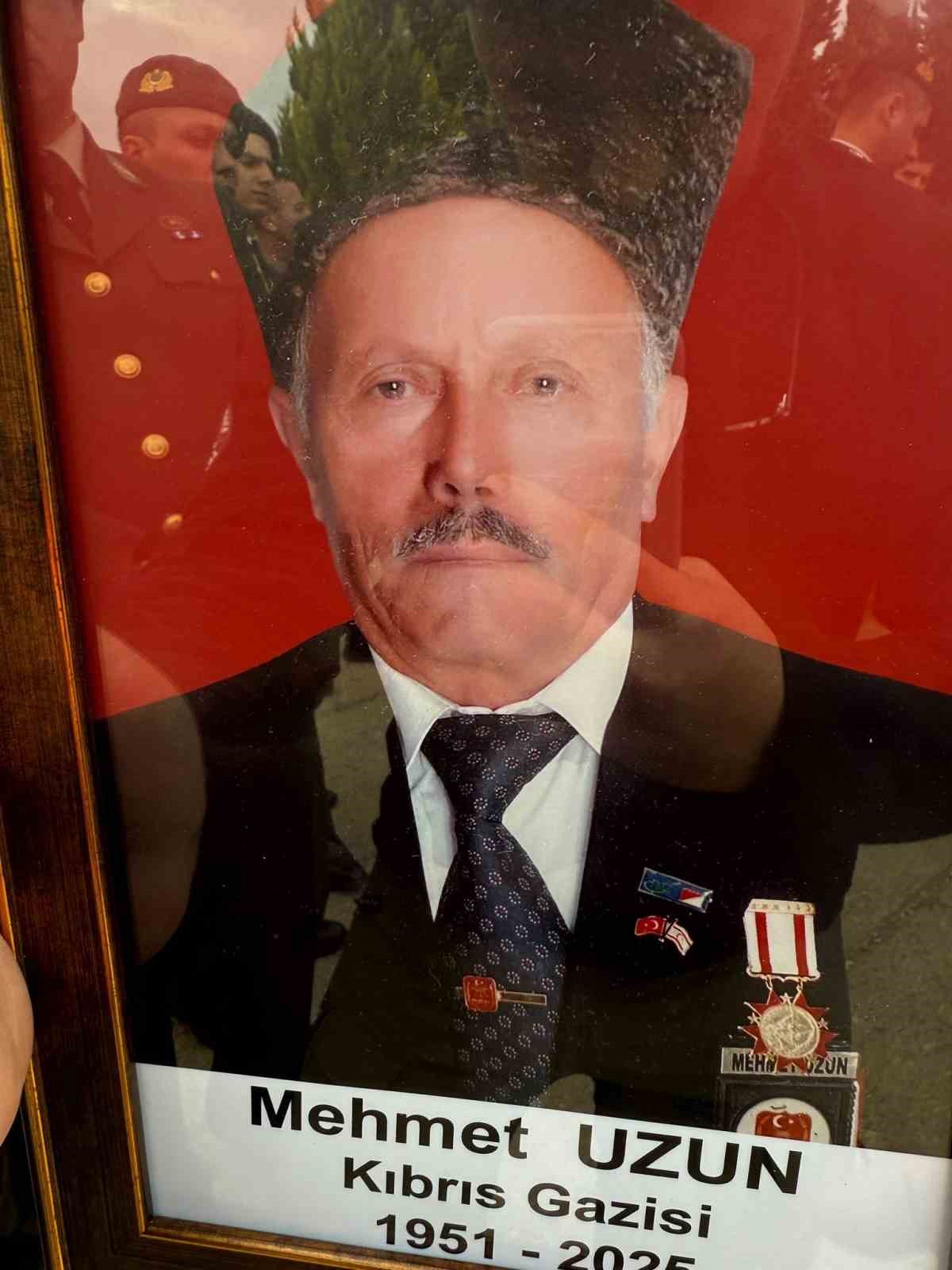 Kıbrıs Gazisi memleketinde son yolculuğuna uğurlandı
