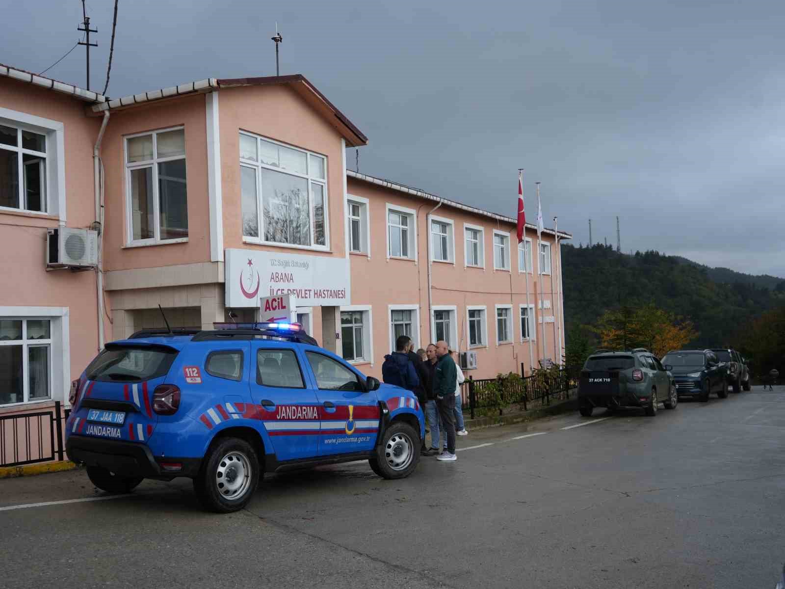 Mantar toplarken ayının saldırısına uğrayan imam yaralandı
