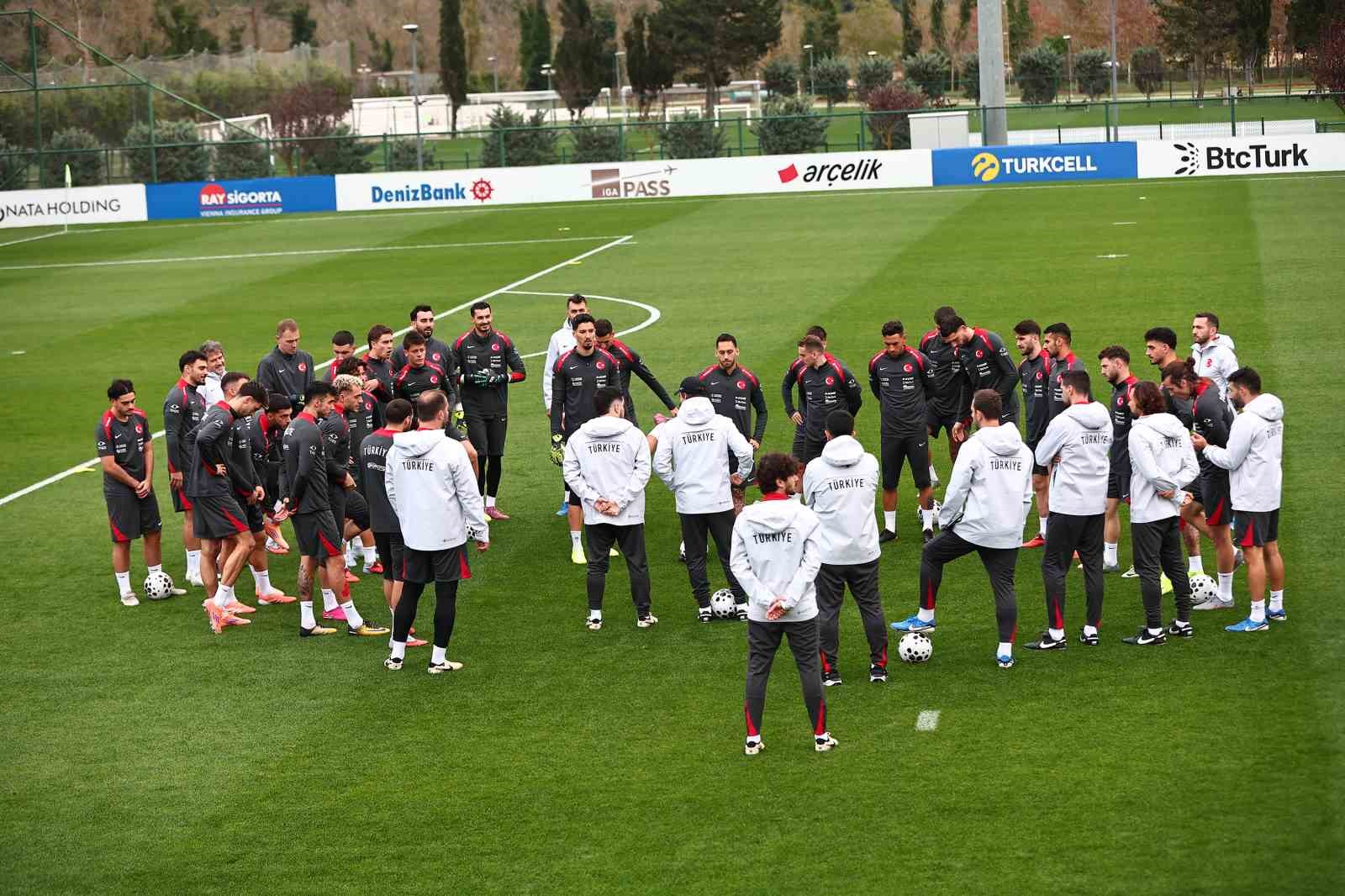 A Milli Futbol Takımı&rsquo;nda Bulgaristan mesaisi s&uuml;r&uuml;yor
