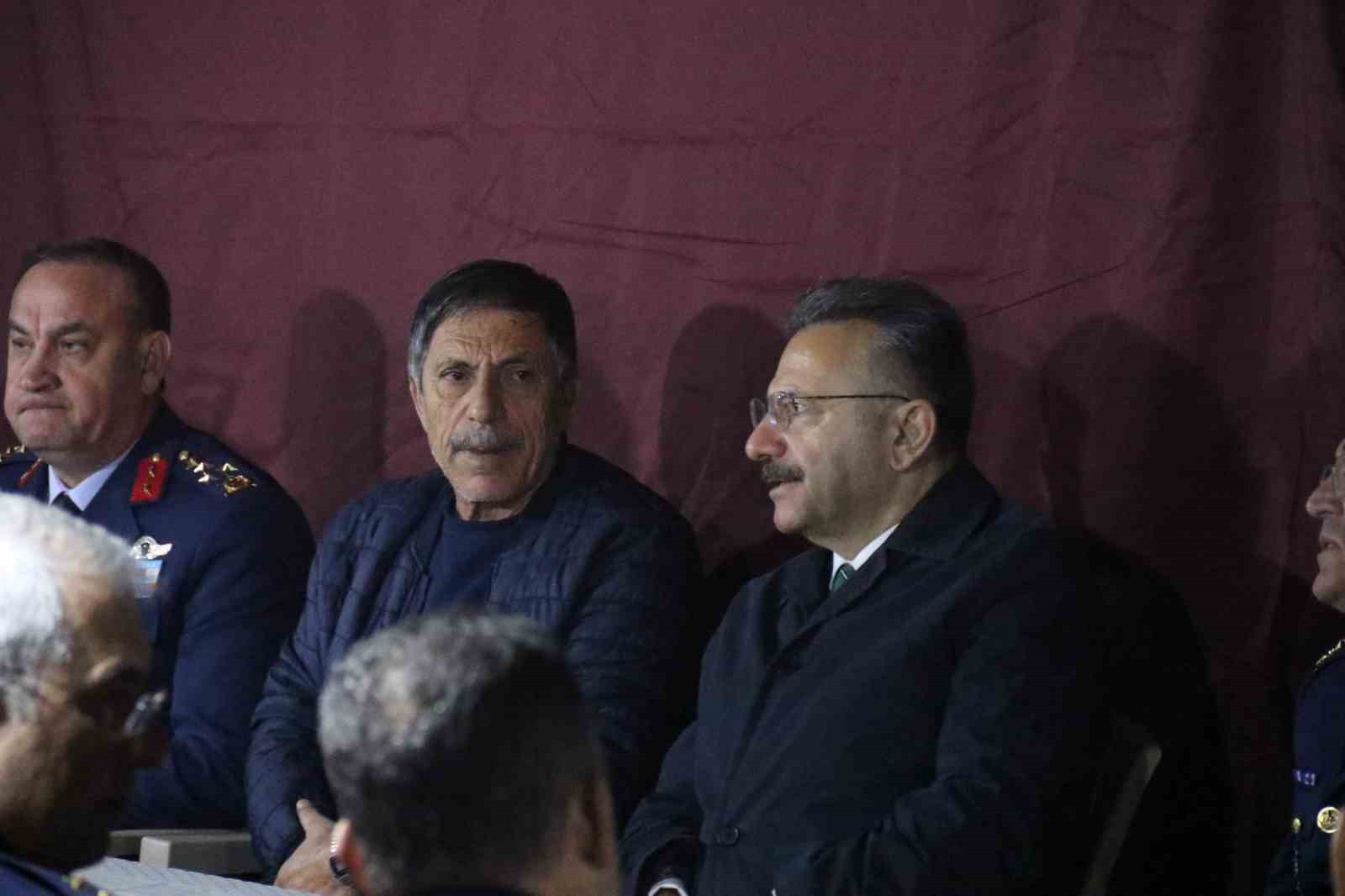 Vali Aksoy, şehit &Uuml;steğmen Emre Mercan&rsquo;ın baba ocağını ziyaret etti
