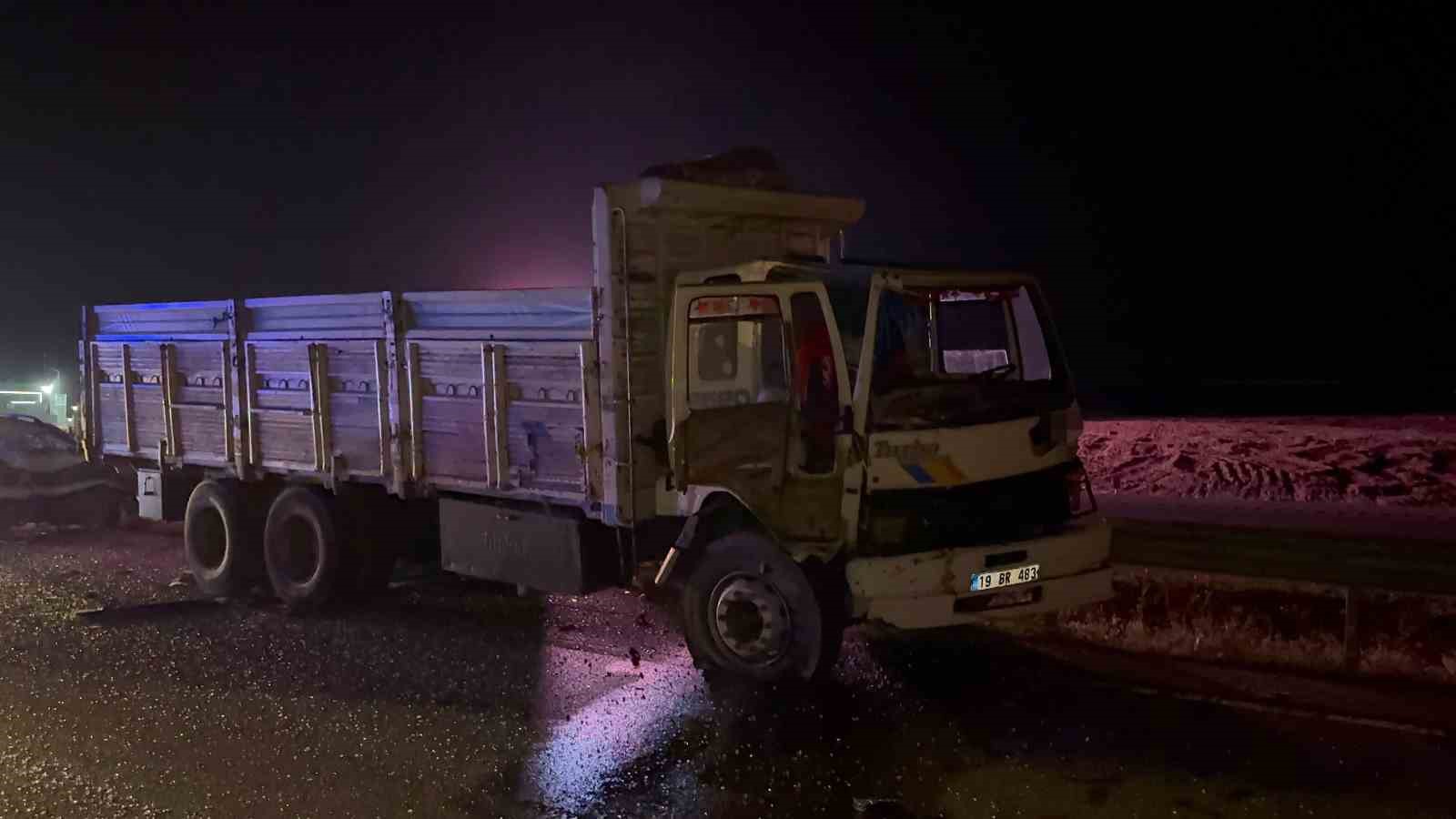 Çorum’da 5 araçlı zincirleme kaza: 3 yaralı