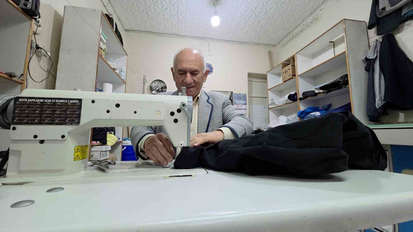 Kütahya’da 52 yıllık terzi Himmet Kalkan: "Sanat artık bitmek üzere"