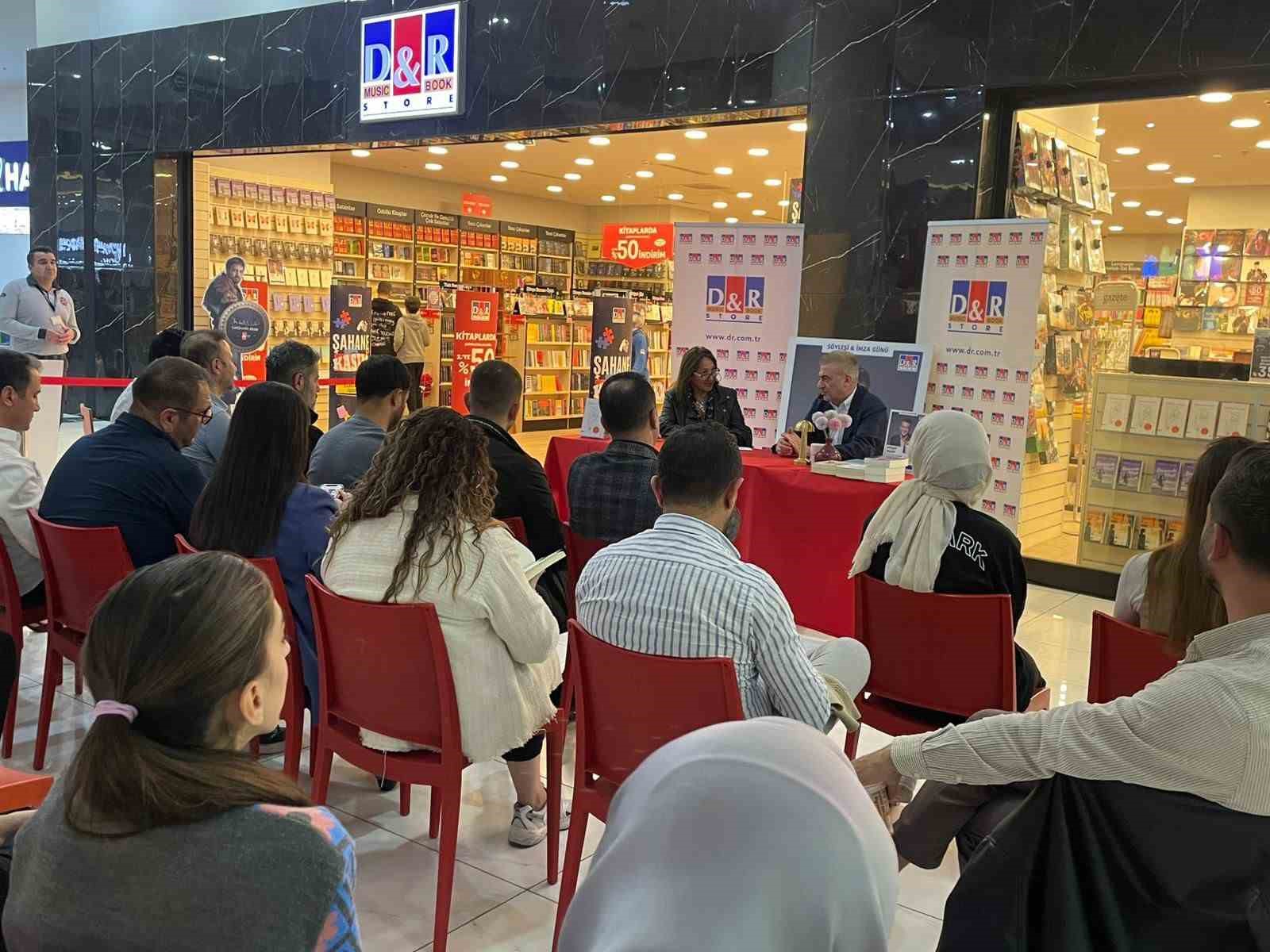 Yazarlar Mardian Mall ile okurlarıyla buluşmaya devam ediyor
