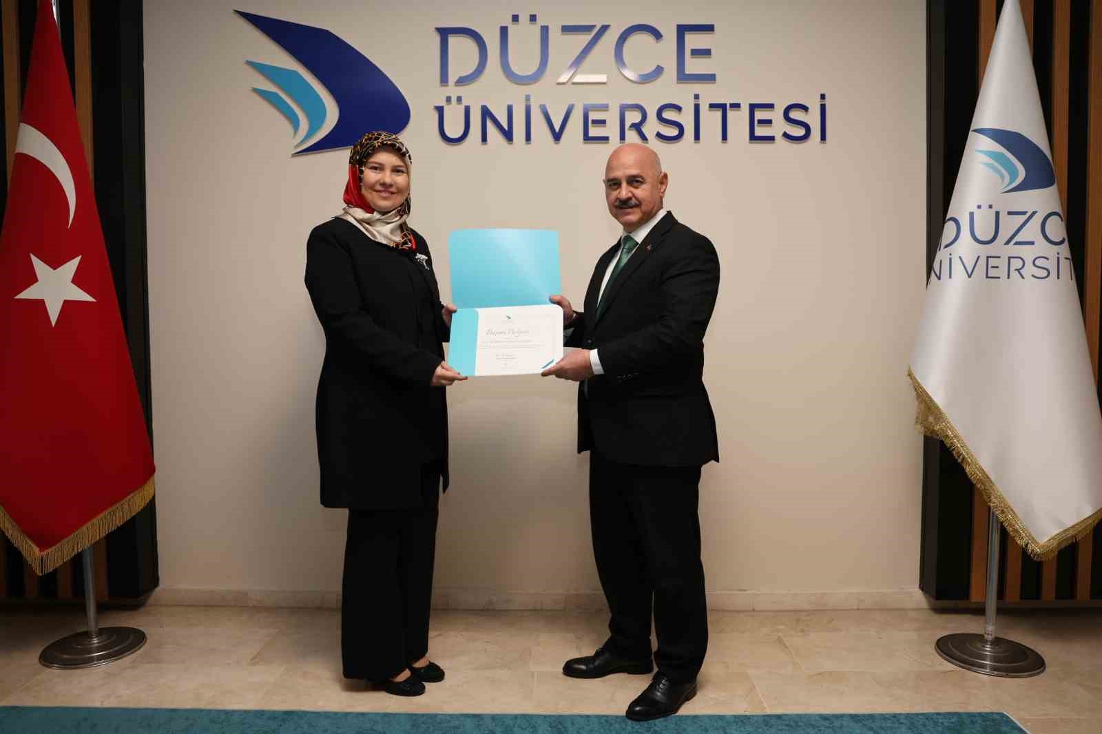 Akademik başarı belgeleri verildi
