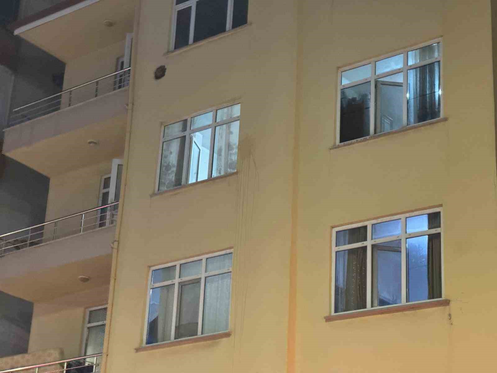 Baca temizliğinden çıkan dumanı yangın sanan vatandaşlar ortalığı ayağa kaldırdı
