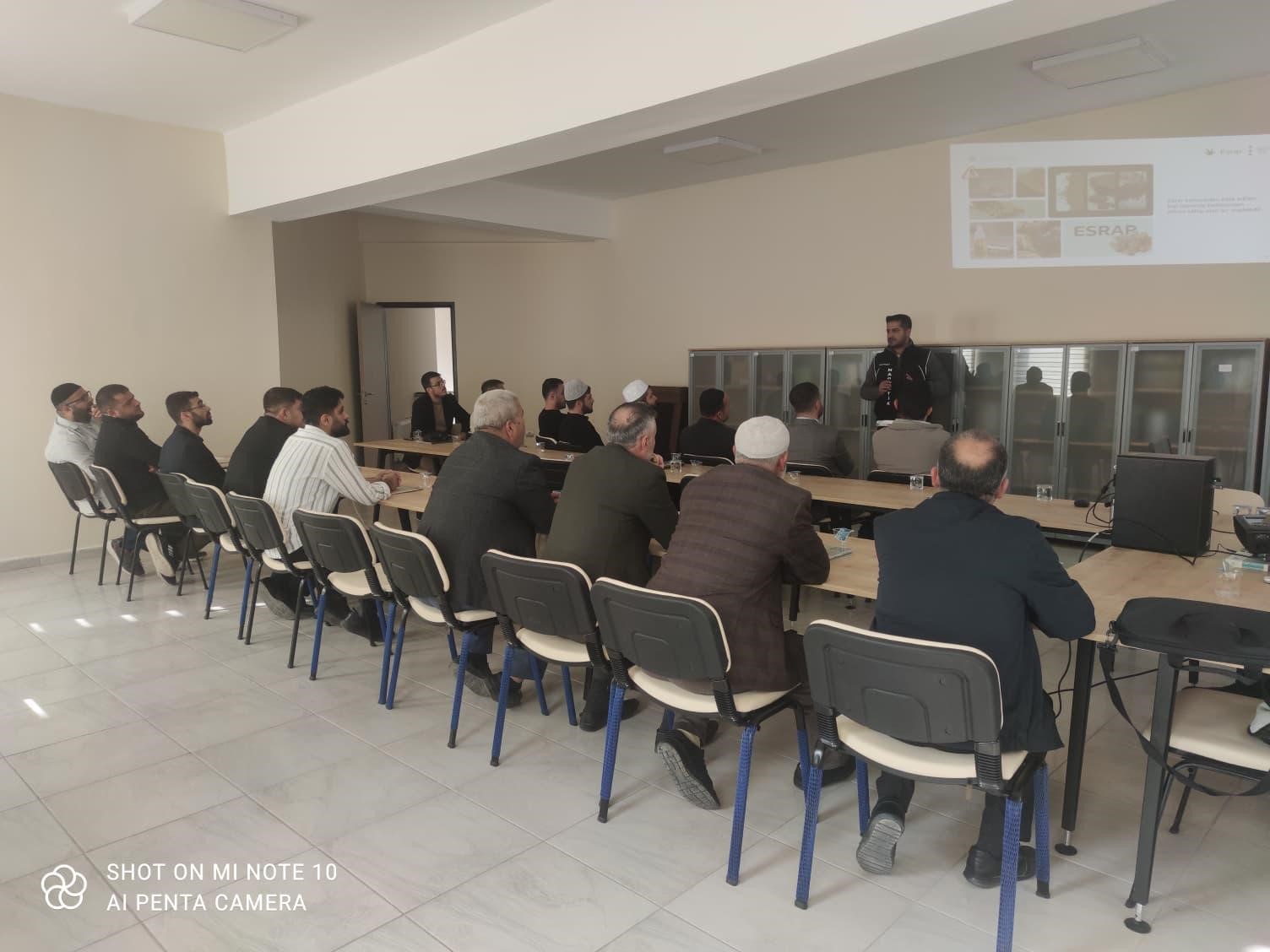 Hasankeyf’te din görevlilerine "En İyi Narkotik Polisi Anne" semineri