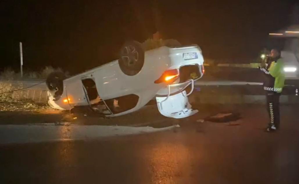 Ereğli&rsquo;de otomobil takla attı: 3 yaralı
