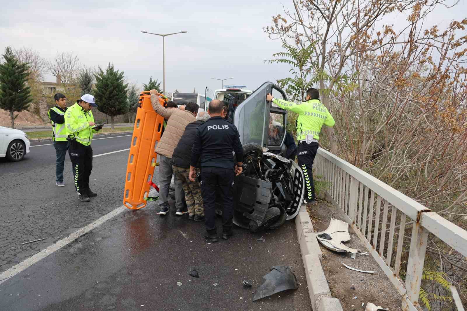 Elektrikli otomobile çarptı, savunması ’pes’ dedirtti: "Küçük olduğu için çaptım, büyük olsa çarpmazdım"