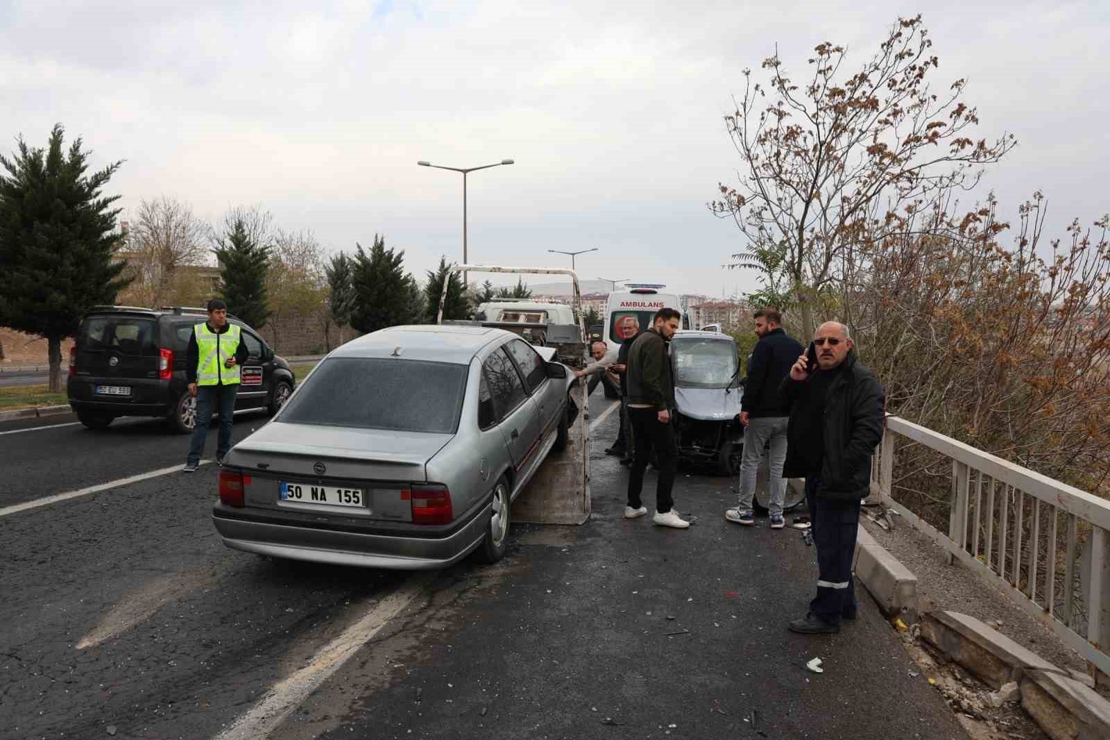 Elektrikli otomobile çarptı, savunması ’pes’ dedirtti: "Küçük olduğu için çaptım, büyük olsa çarpmazdım"