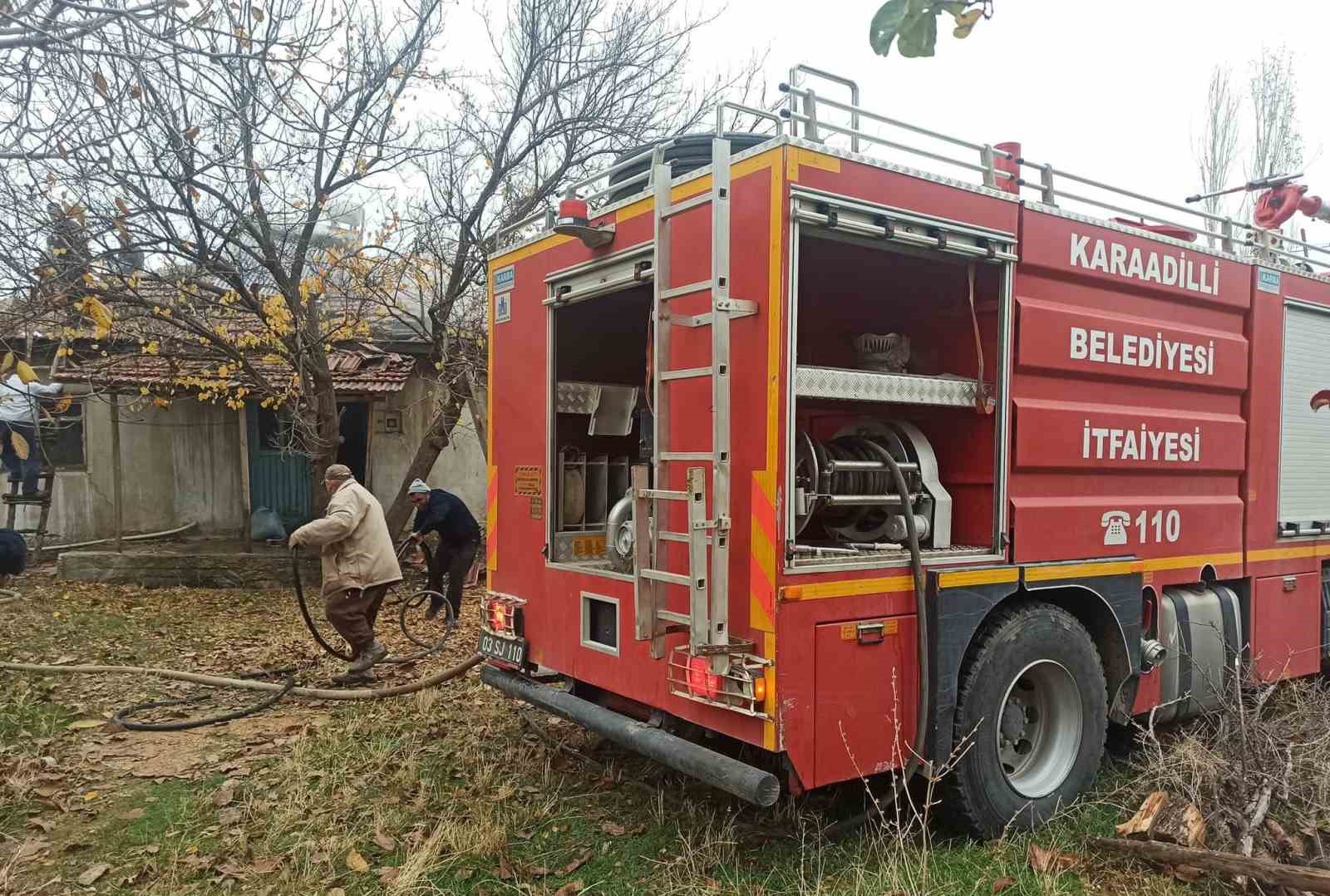 Ev yangını korkuttu
