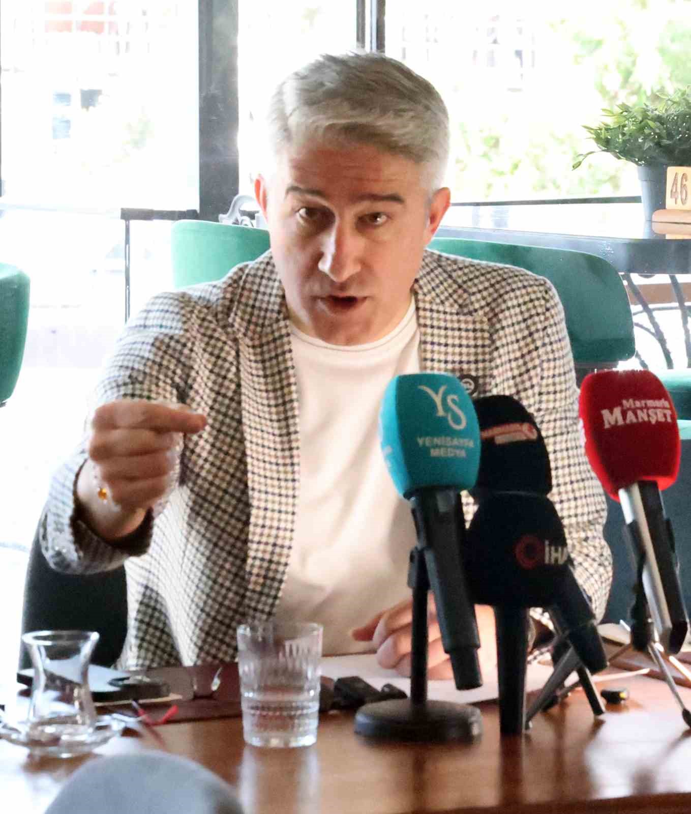 Marmaris eski Belediye Başkanı Oktay  "Genel başkan yanlış bilgilendirildi"
