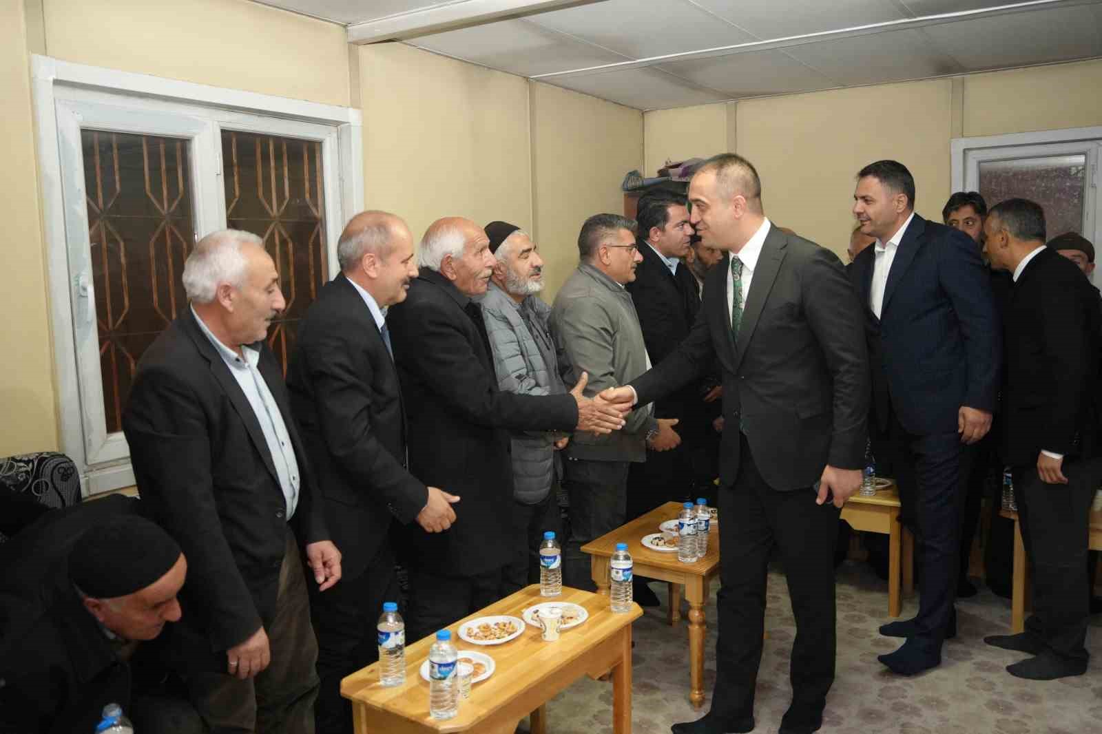 MHP’den &quot;Hayırlı günler komşum&quot; ziyaretleri