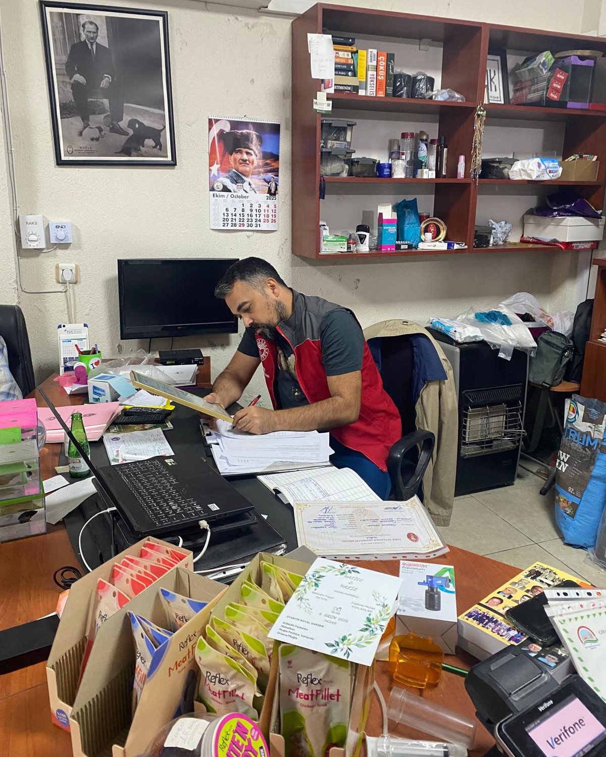 Ortaca’da ev ve süs hayvanı satış yerlerinden denetim
