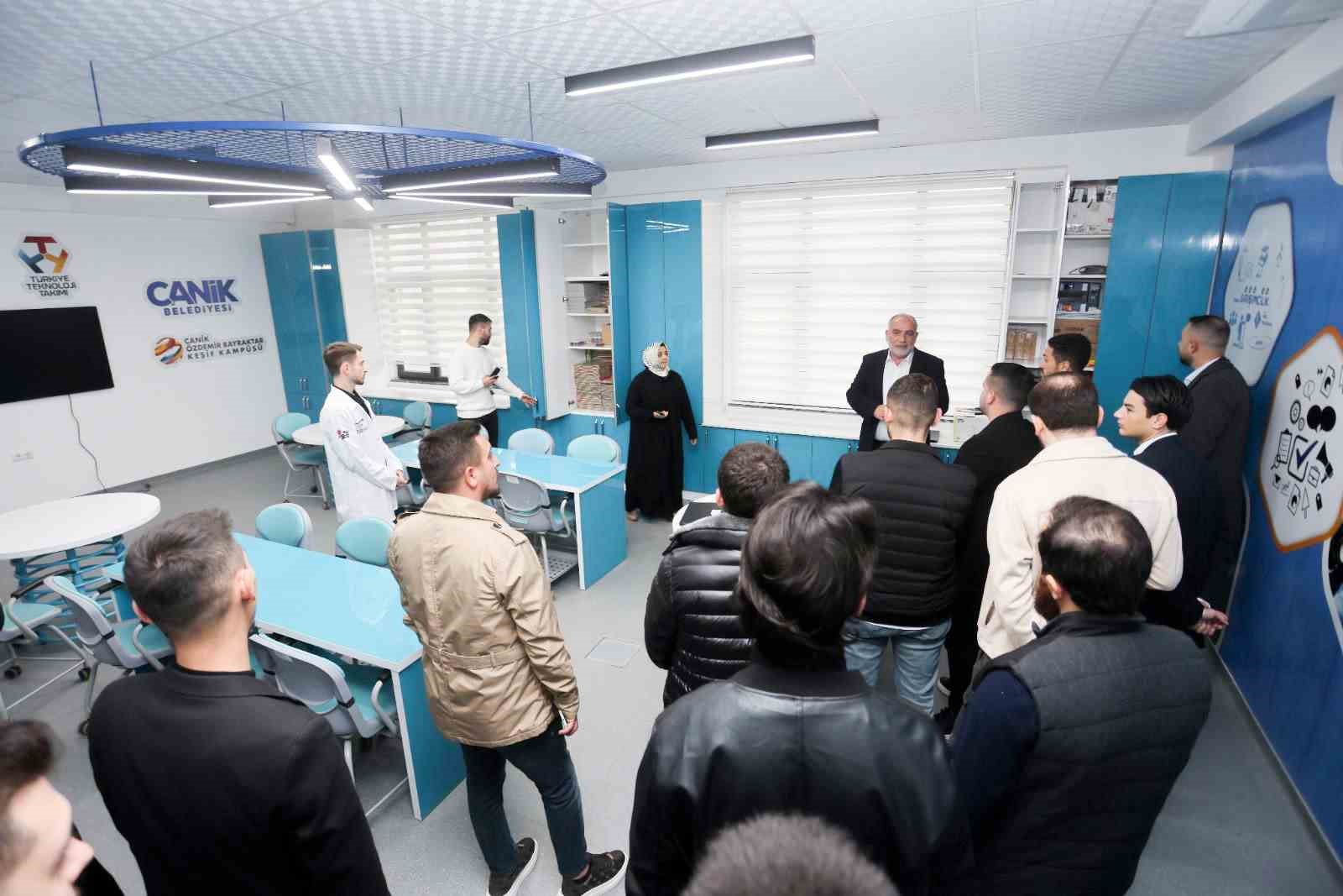 Başkan Sandıkçı: "Geleceğin teknoloji yıldızlarını Canik’te yetiştiriyoruz"
