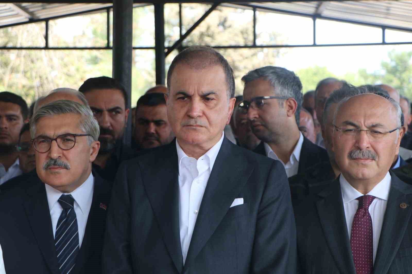 AK Parti Sözcüsü Ömer Çelik’in acı günü