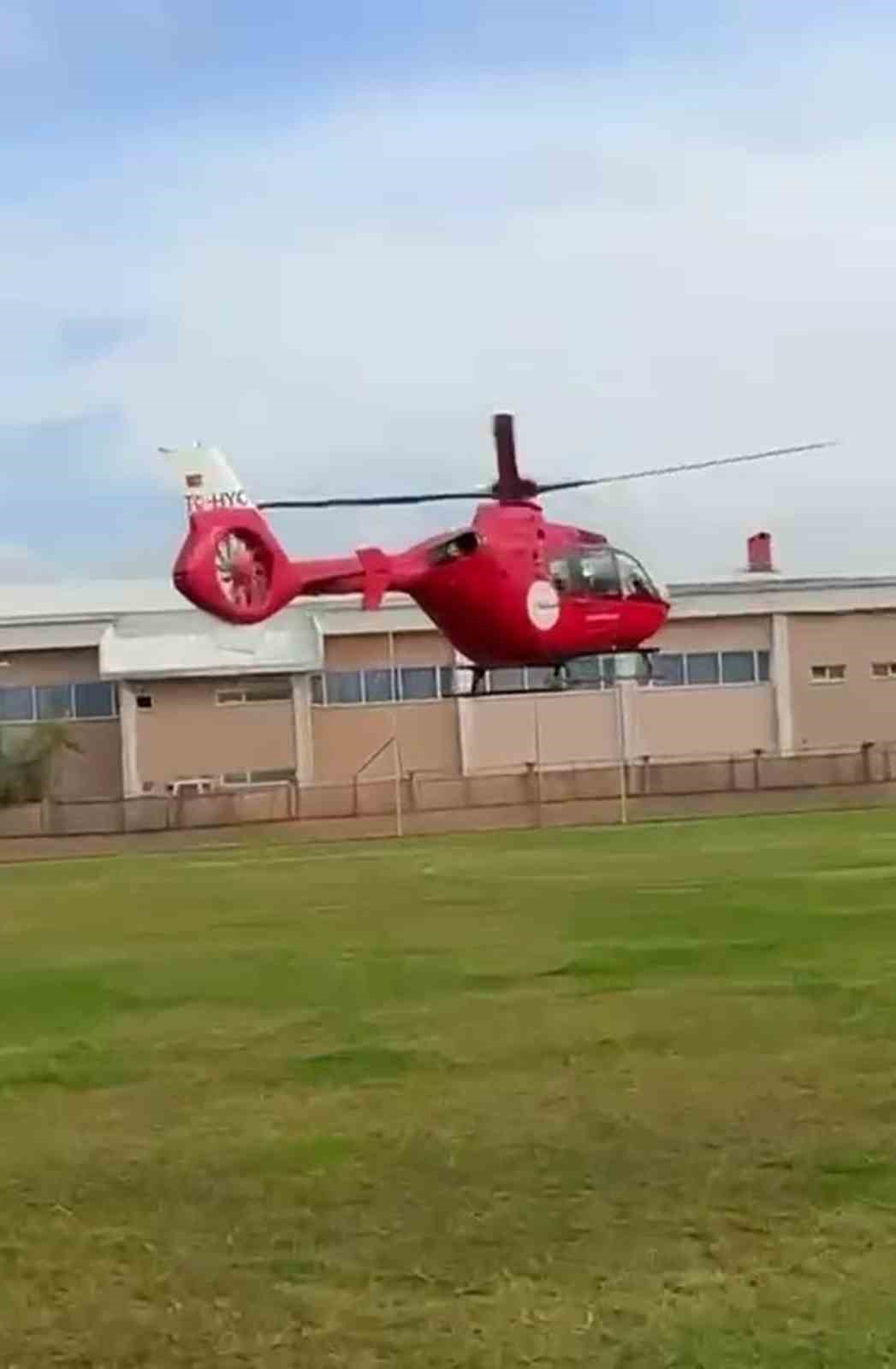 7 yaşındaki epilepsi hastası 112 helikopter ambulansla Mersin&rsquo; sevk edildi
