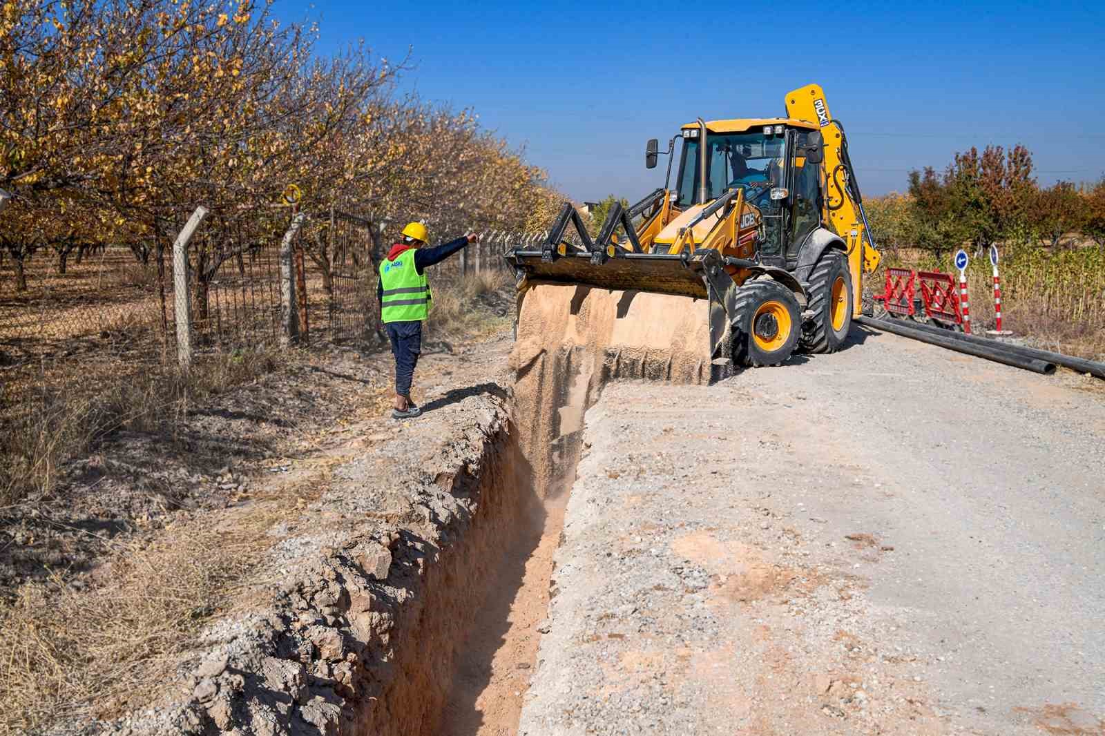 Bindal Mahallesi’nde 38 yıllık içme suyu şebekesi yenileniyor