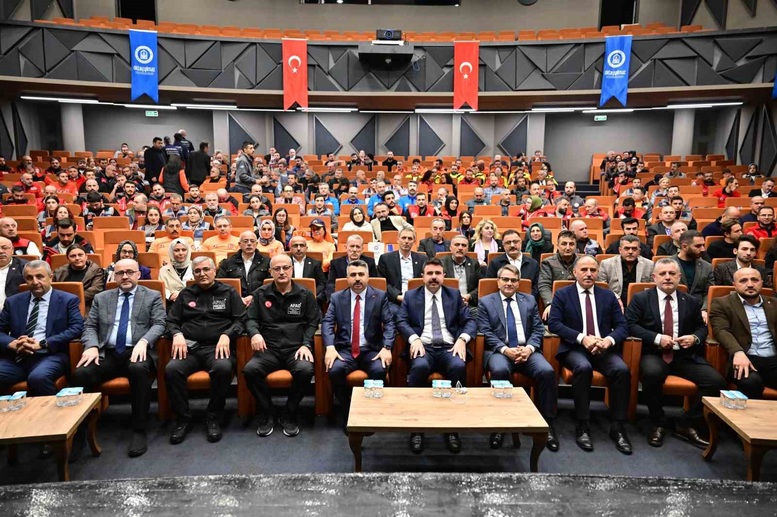Yıldırım&rsquo;da afetlere hazırlık paneli
