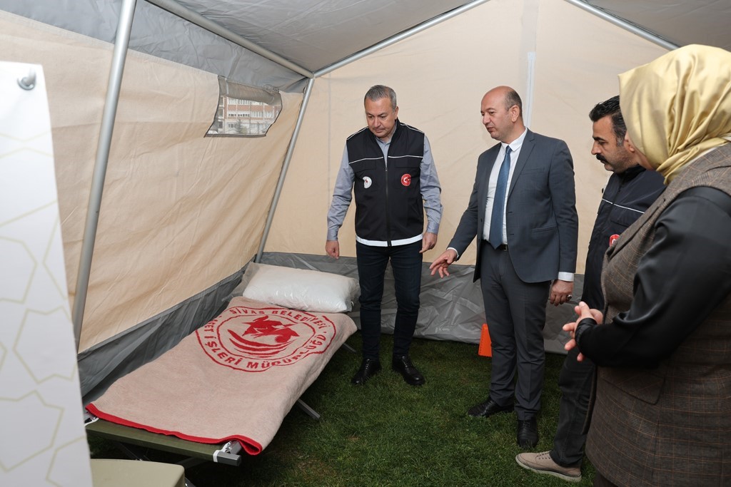 "Afet Konteyneri" uygulaması Sivas&rsquo;ta başladı
