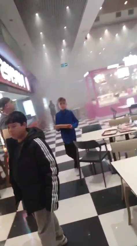 Zonguldak’ta Esas 67 Burda AVM’de yangın paniği
