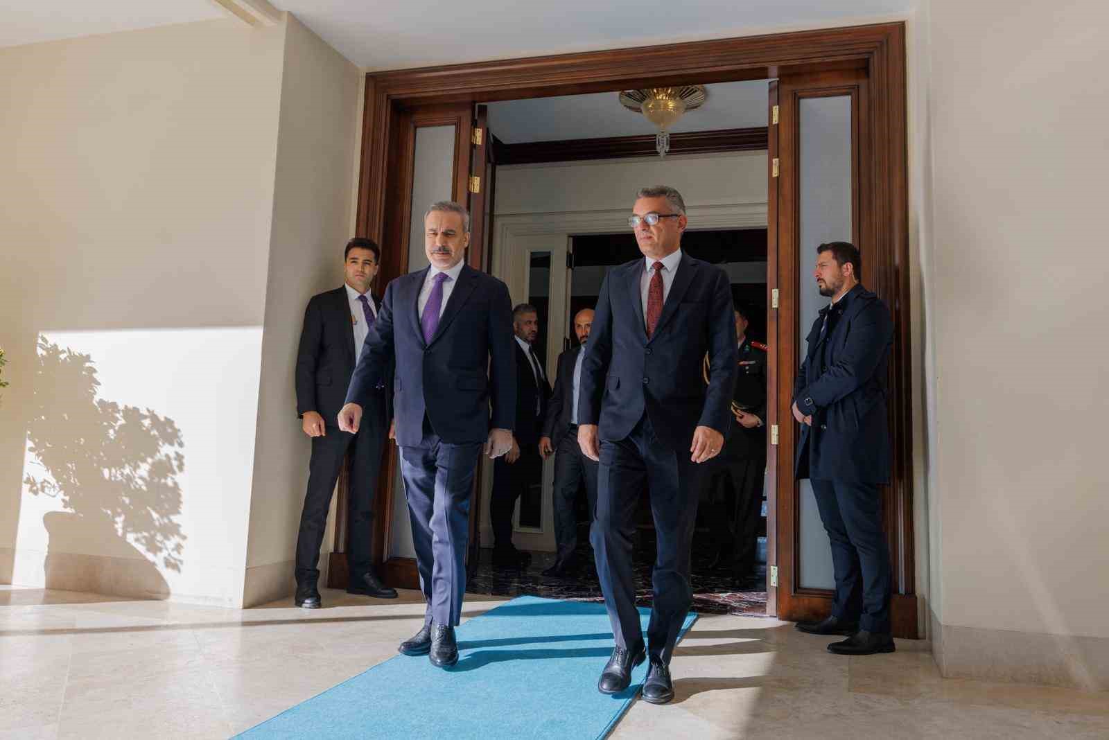 Bakan Fidan, KKTC Cumhurbaşkanı Erhüman ile bir araya geldi