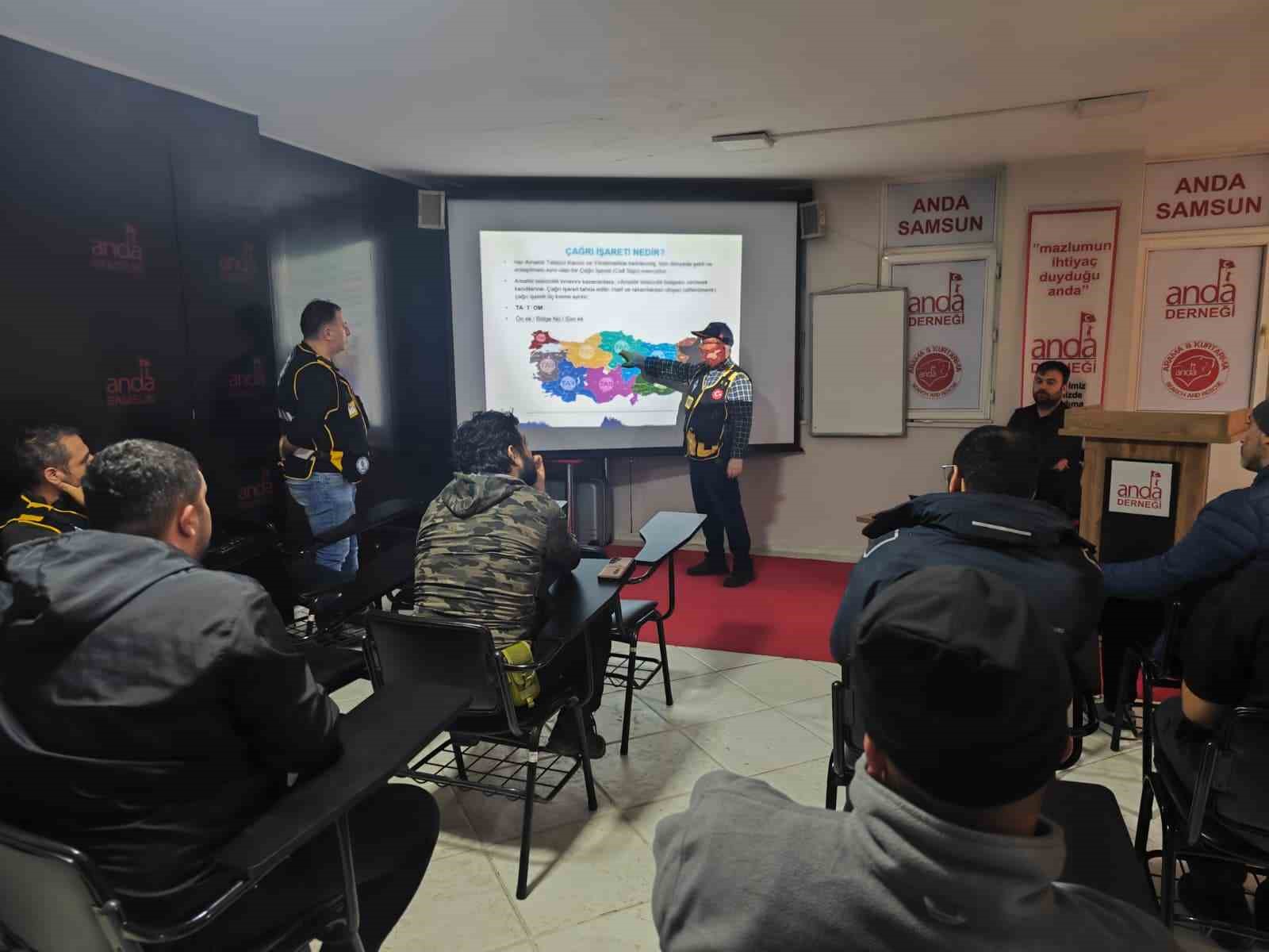 Afetlerde kesintisiz haberleşme için telsiz eğitimi