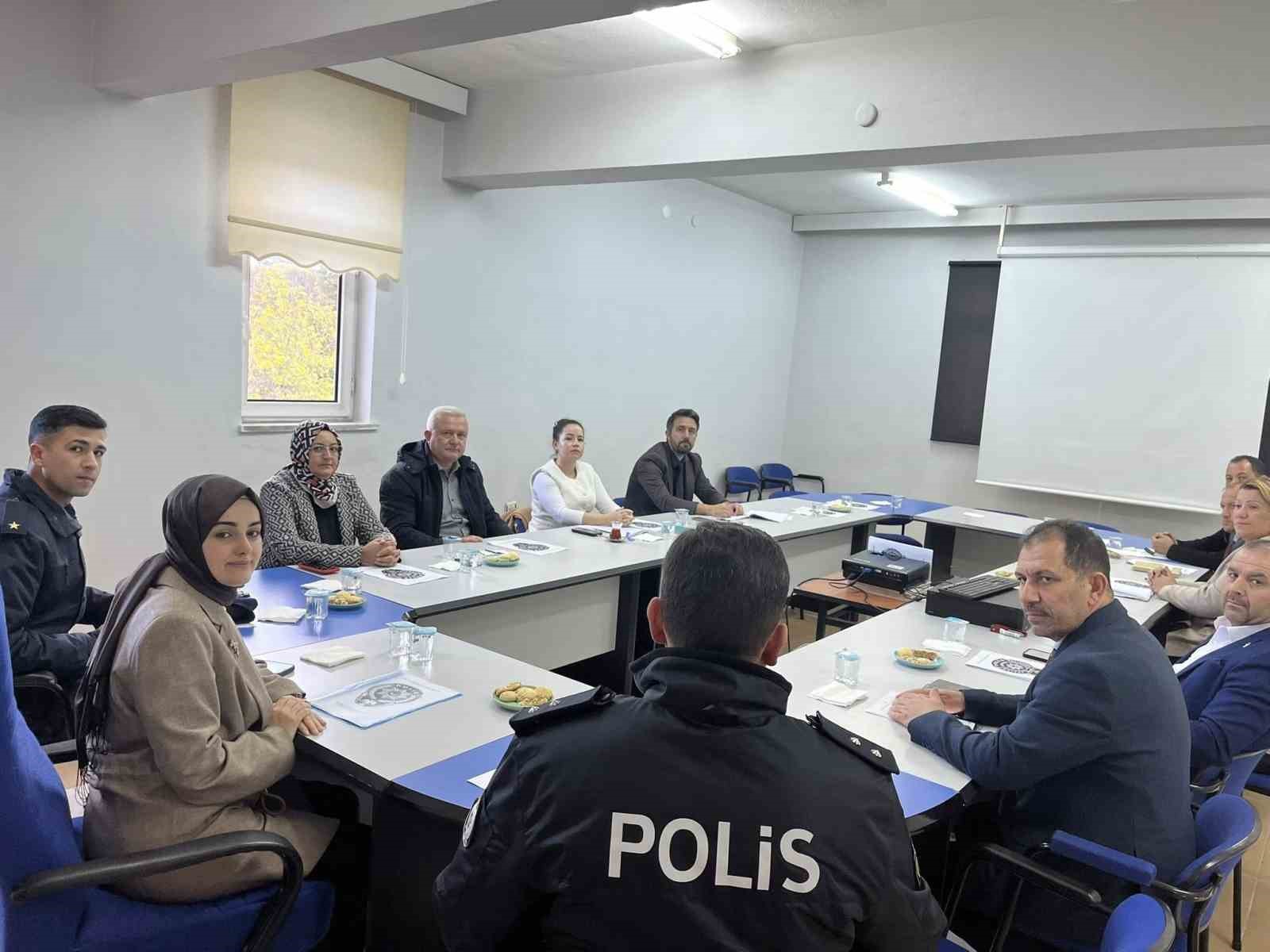 G&ouml;lpazarı&rsquo;nda kış trafik tedbirleri toplantısı
