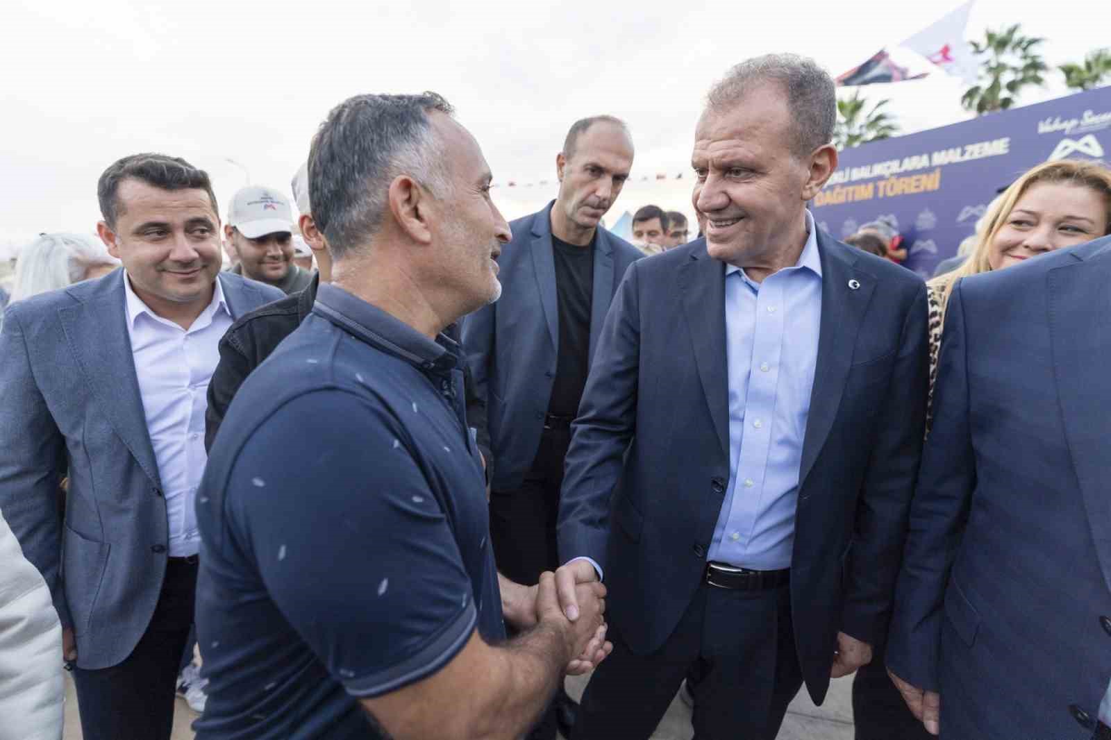 Başkan Se&ccedil;er: "Mersin&rsquo;i ve &uuml;lkemizi kalkındıralım istiyoruz"
