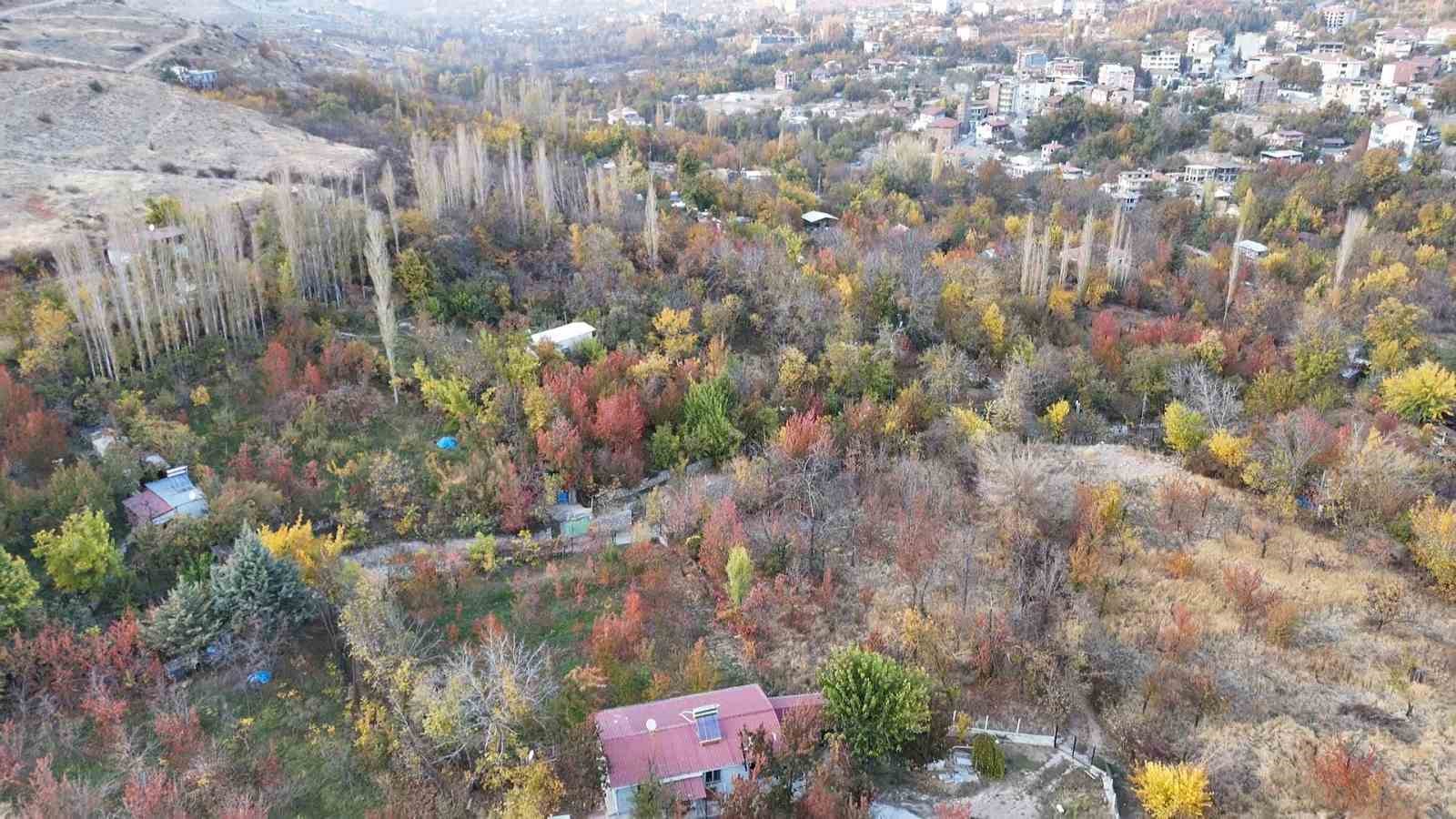 Yeşilyurt’ta sonbaharda kartpostallık görüntüler ortaya çıktı