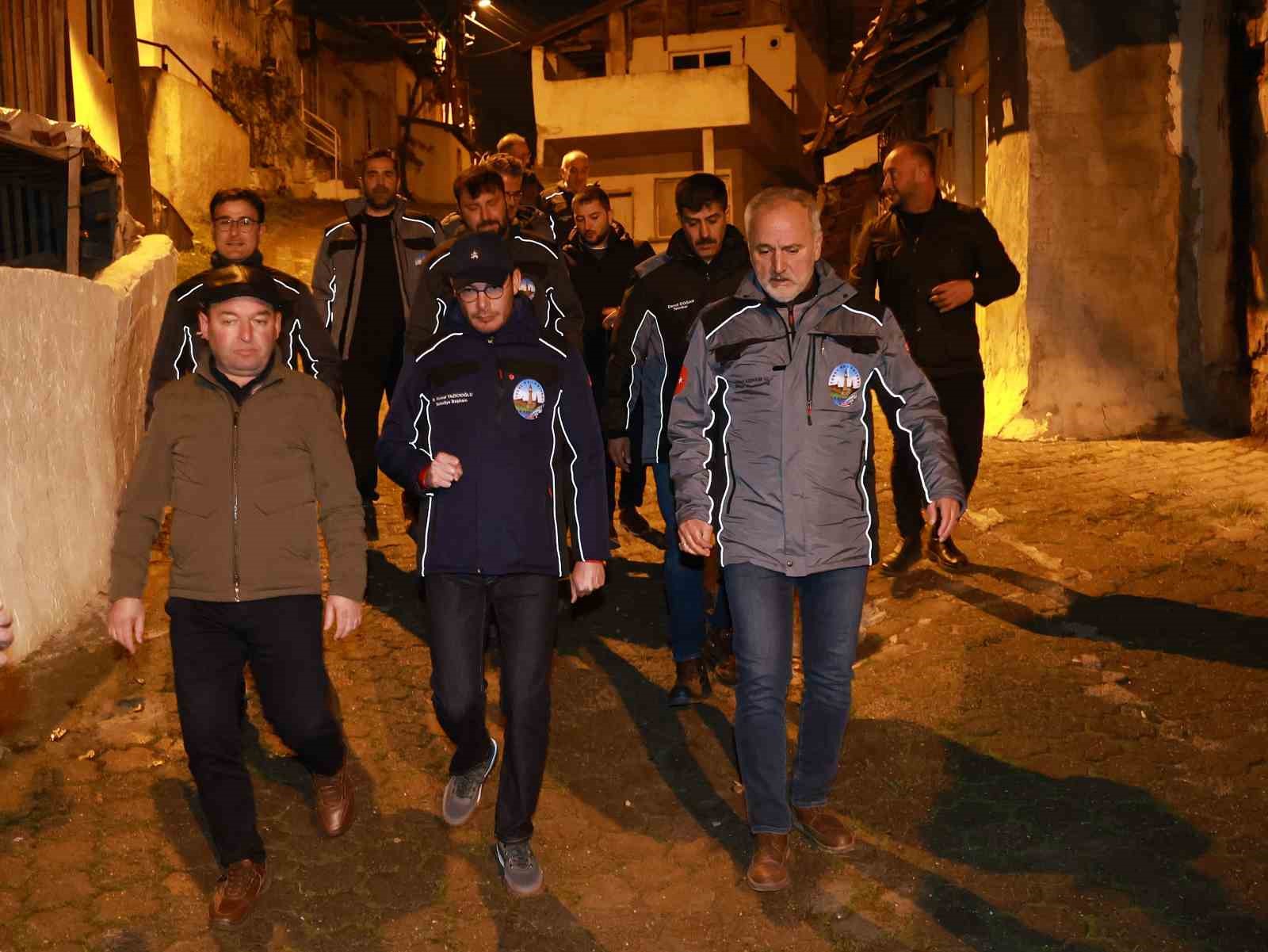 Tokat Belediye Başkanı Yazıcıoğlu’nun mesaisi gece yarısı da devam ediyor