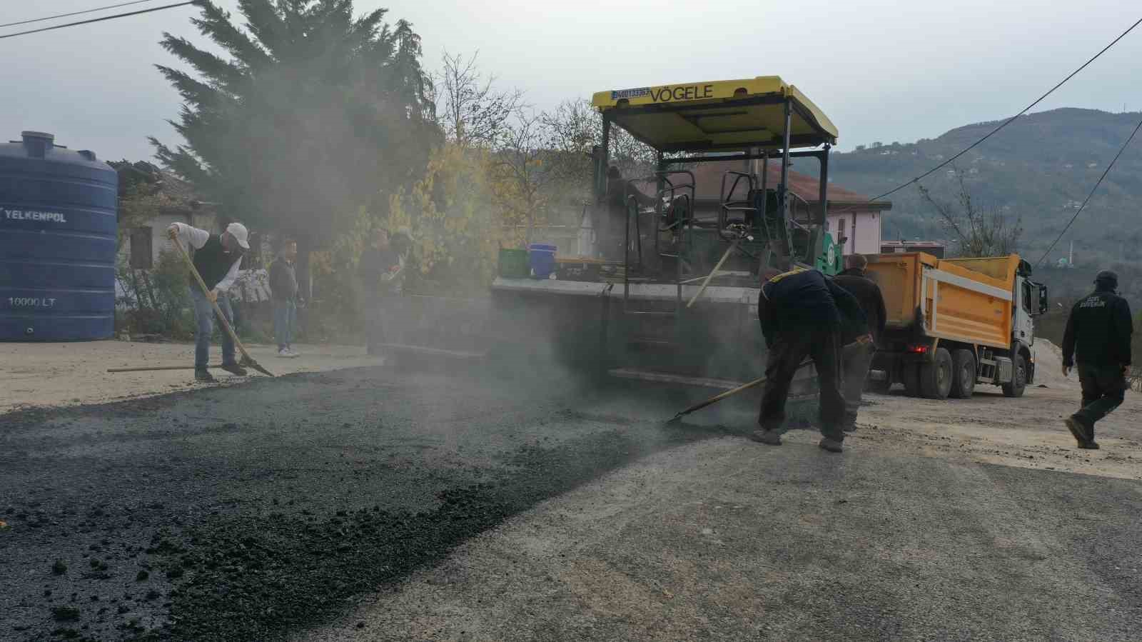 Ordu’da sıcak asfalt çalışmaları sürüyor