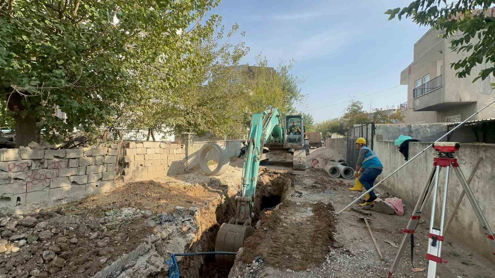 Adıyaman Belediyesi’nden çarşı merkezinde yoğun altyapı mesaisi