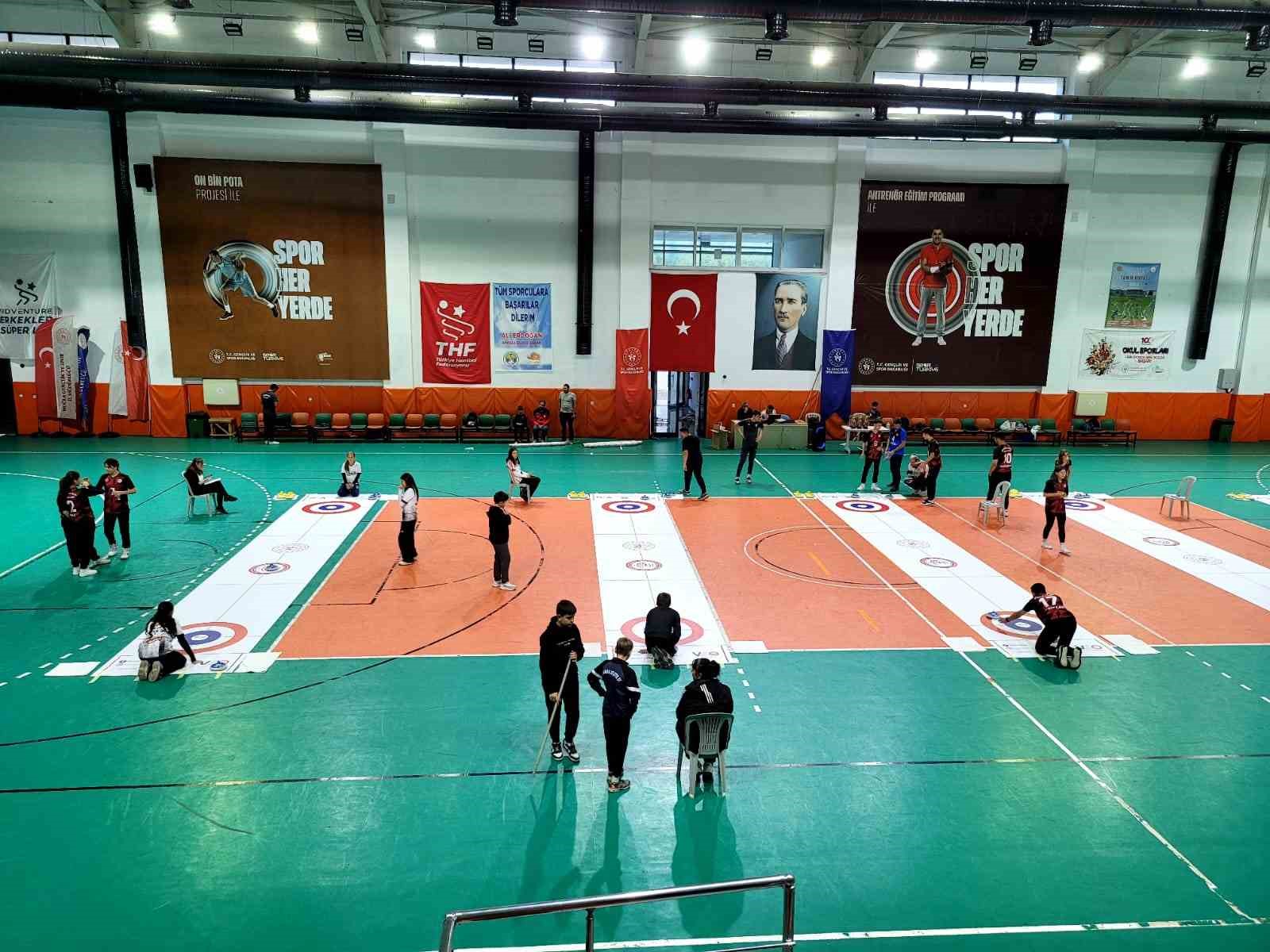 Köyceğiz’de Floor Curling rüzgarı esti
