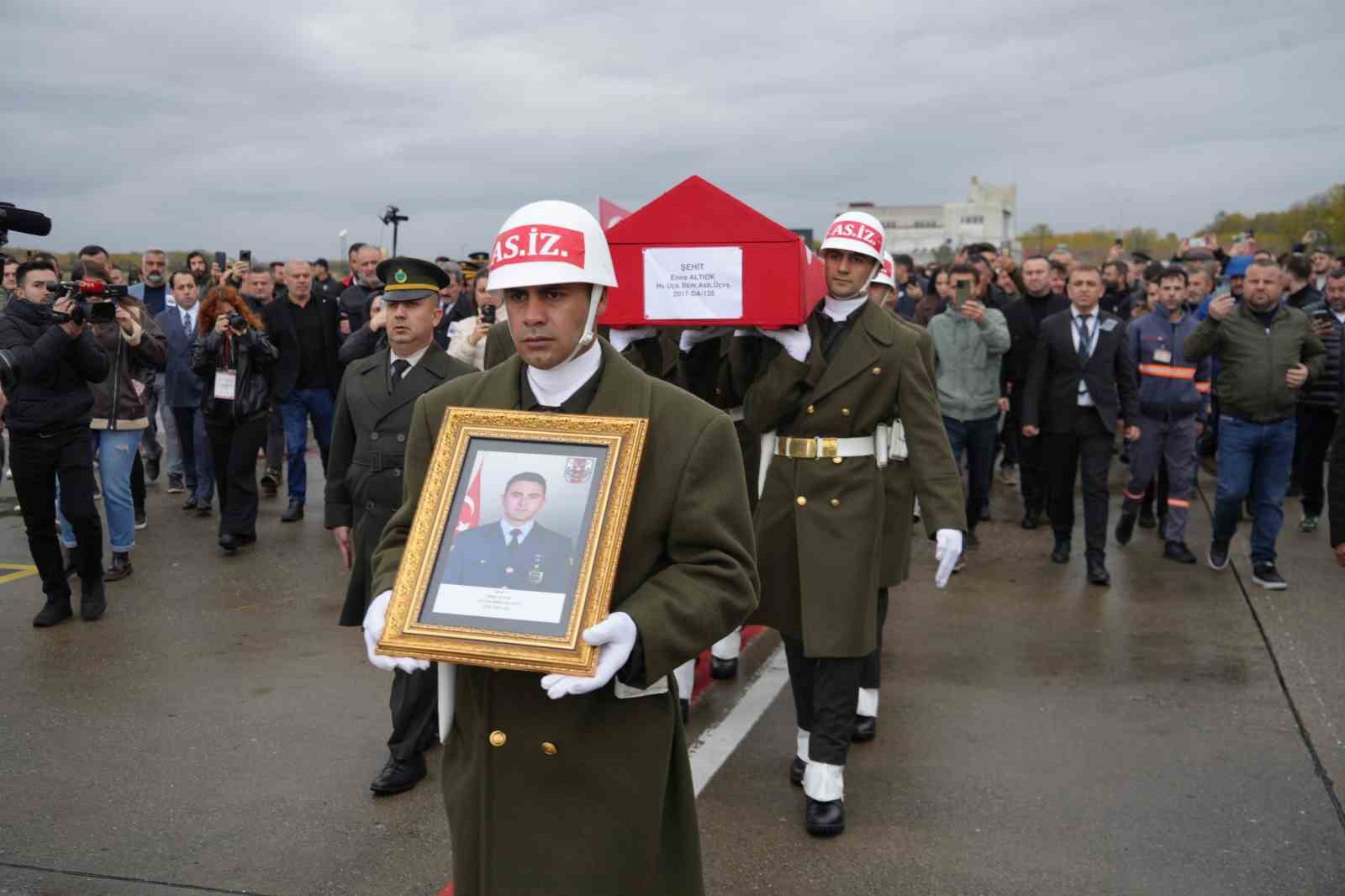 Şehit Altıok’un cenazesi Samsun’a getirildi