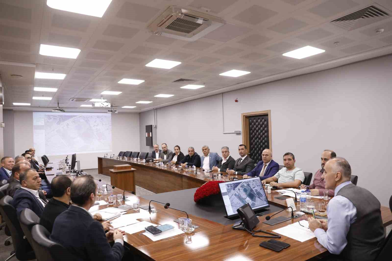 Sökeli muhtarlar, sorun ve taleplerini yetkililere aktardı