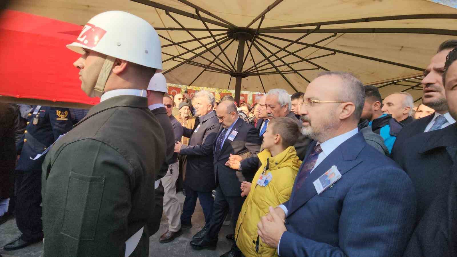 Balıkesir, Şehit Emre Sayın&rsquo;ı son yolculuğuna uğurladı
