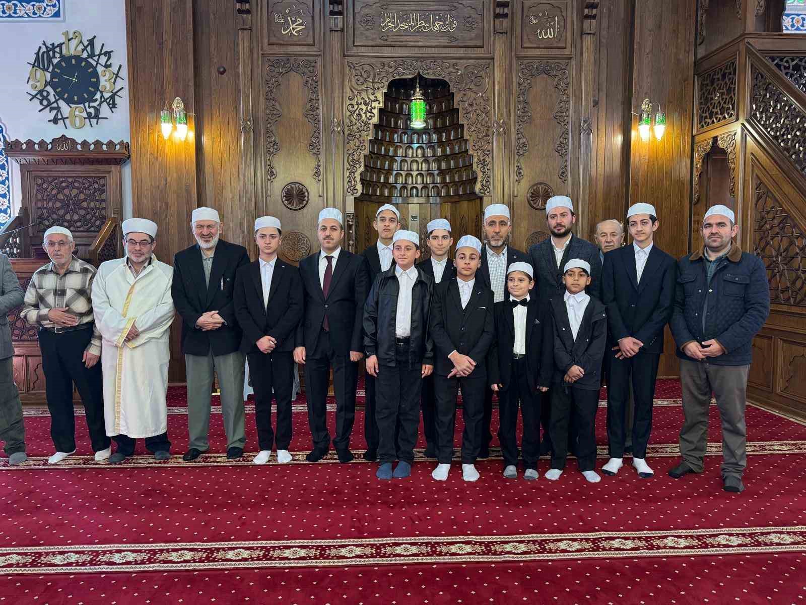 Kur’an hafızlarına belge takdimi