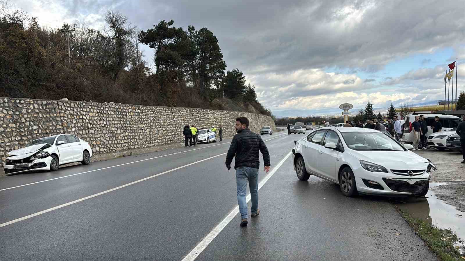 Bolu’da zincirleme kaza: 3 yaralı