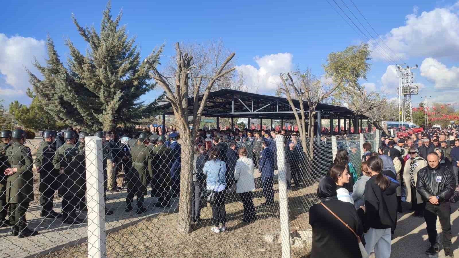 Şehit Pilot Üsteğmen Cüneyt Kandemir Ankara’da son yolculuğuna uğurlandı