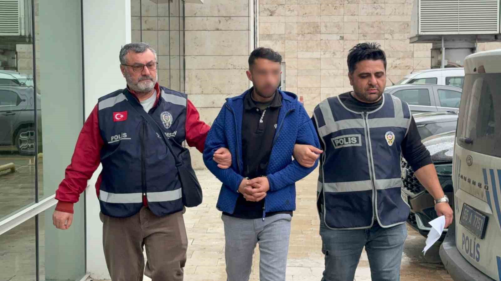 Kız kardeşinin boğazına bıçak dayadığı iddia edilen kasap tutuklandı