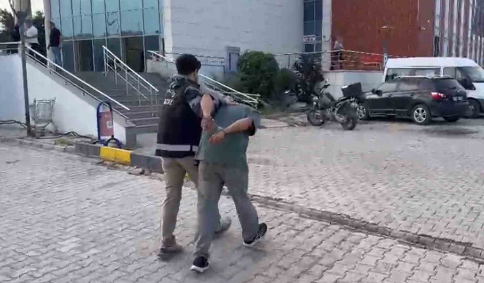 İskenderun&rsquo;da aranan 1 şahıs yakalandı
