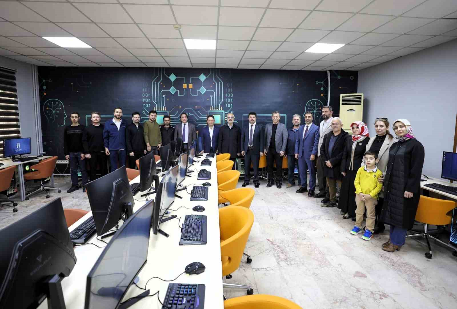 SUB&Uuml;&rsquo;de Yazılım Geliştirme ve Sistem Laboratuvarı a&ccedil;ıldı
