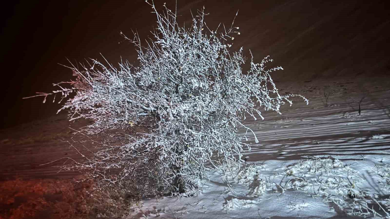 Malatya kırsalında kar yağışı etkili oluyor
