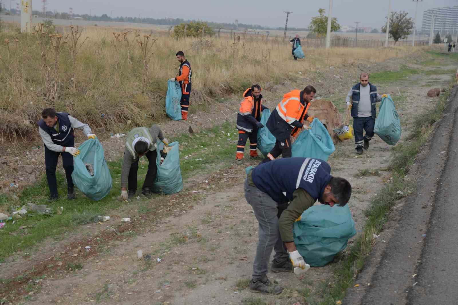 Diyarbakır girişleri temizleniyor
