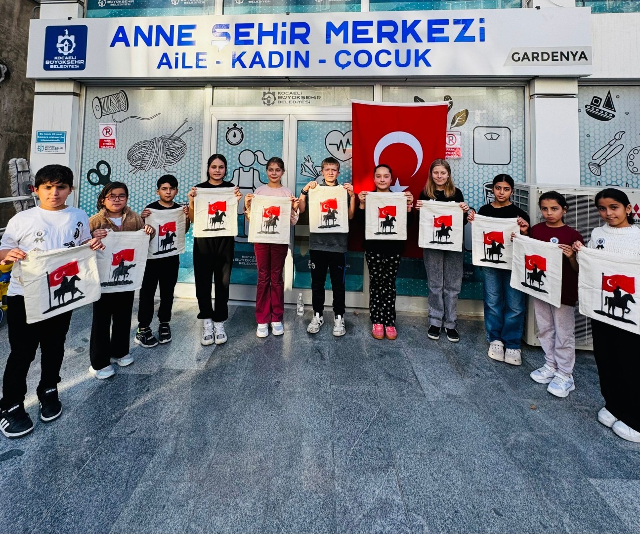 Anne Şehir’de dopdolu, rengarenk ara tatil