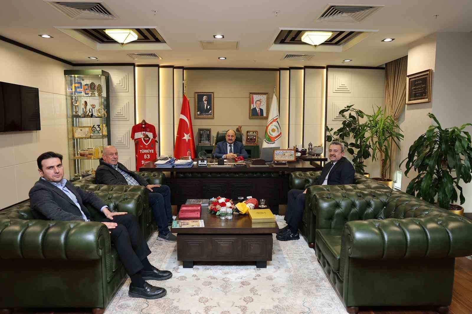 Galatasaray’dan Gülpınar’a sürpriz ziyaret